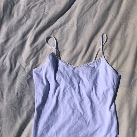 white camisole with lace - Picture 2 of 4